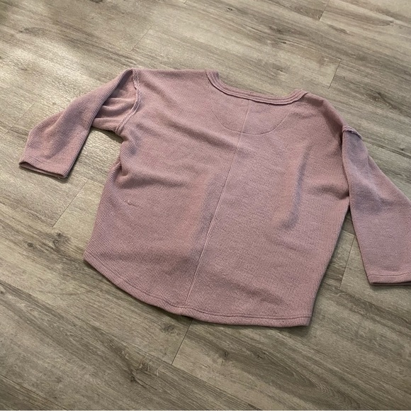 MOD REF purple oversized V Neck sweater - Picture 3 of 8